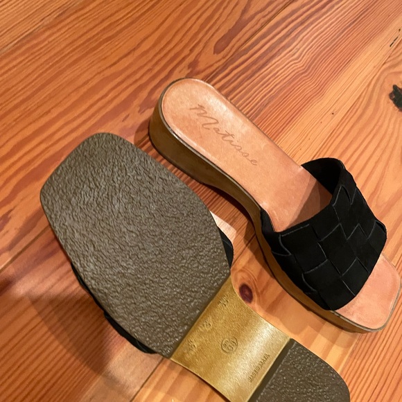 Matisse slides/sandles - Picture 4 of 4
